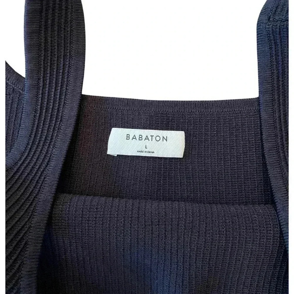 Aritzia Babaton Square Neck Ribbed Crop Tank Size Large - Picture 4 of 6